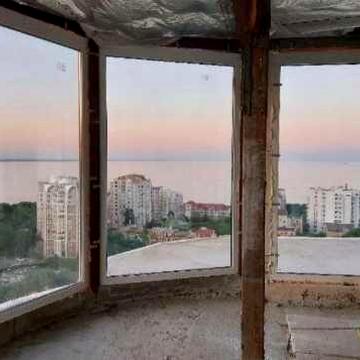 3 комн. в новом доме на Французском бульваре. Терраса. Вид моря