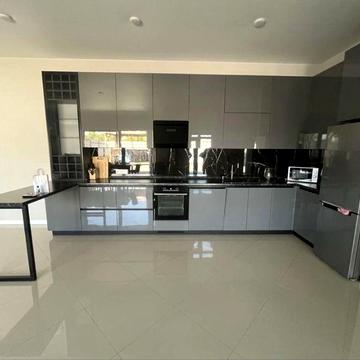 Продам добротный дом в отличном районе