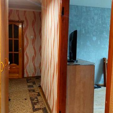 Продам 3-кімнатну квартиру. Пр-т Незалежності,283.