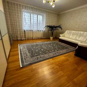 Здається в оренду квартира Ентузіастів