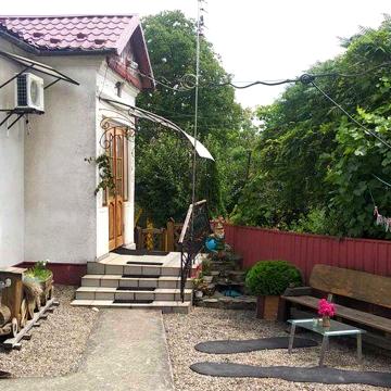 Будинок біля Бурштина