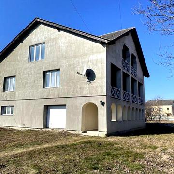 Приватний будинок