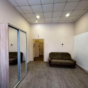 Продам 1к квартиру в центрі міста.