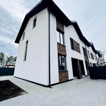 БЕЗ КОМІСІЇ, кутовий таун, 130м2, вул. 8 березня, іпотека ТАК