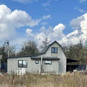 Продам будинок у дачному коперативі.