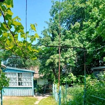 Продам будиночок в Великій Снітинці Фастівського району.