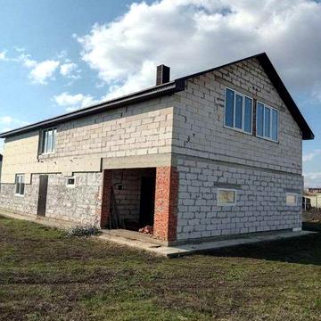 Будинок без внутрішніх робіт + нові вікна МПО скрізь, р-н Аеропорт