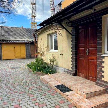 Продаж будинку на Проспекті Миру