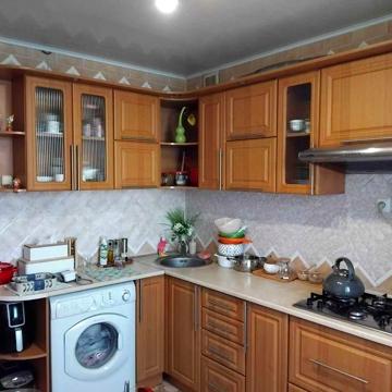 3-кімнатна "чешка", 3/5/к, вул. Надпільна (п3)