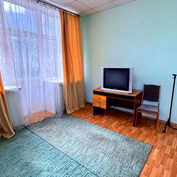 Святослава Хороброго вул. (Чкалова), 25