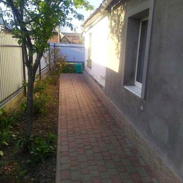 Будинок в центрі міста, вулиця Південно-кільцева