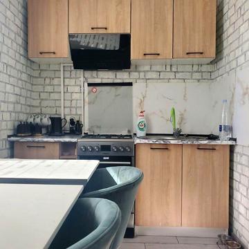 Довгострокова оренда 1к Квартира Левка Лук’яненка (Ватутіна) вулиця
