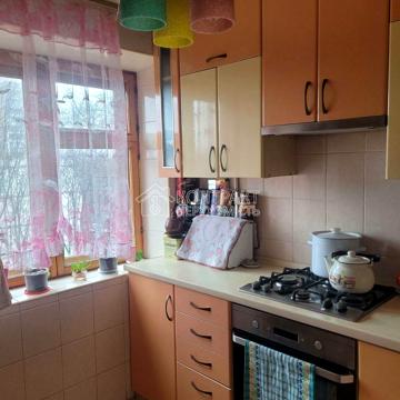 Науки просп. (), 64