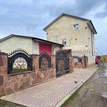 Житловий будинок