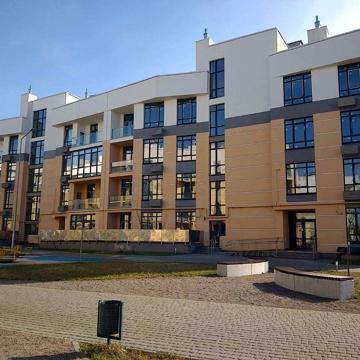 Богатирська вул., 32