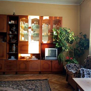 Продам 2-кімнатну квартиру