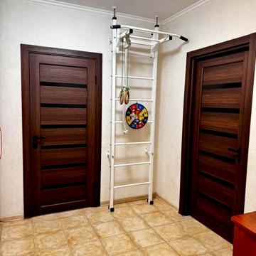 Продам 2 комнатную квартиру, Обухов , ул Лермонтова 22!