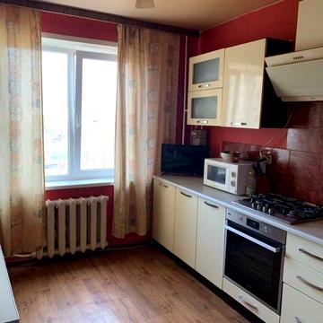 Продам 3-ком. ж/м Парус