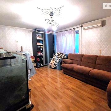 Довгострокова оренда 3к Квартира Варненська вулиця