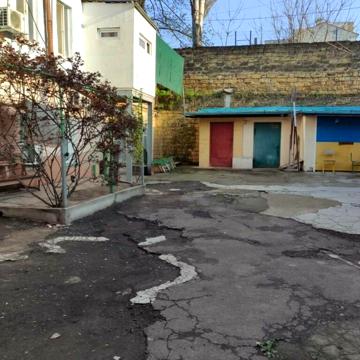 Матроський узвіз, 5