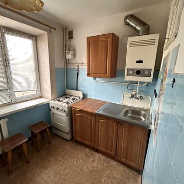 Зарічанська вул., 24