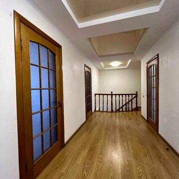 Частина будинку в центрі, вул. Самострова