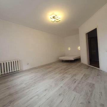 Продам 1к кв, 53м2, вул. Головатого 77