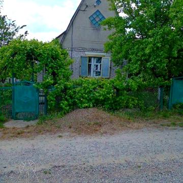 Кирпичный двухэтажный дом в СТ Озерное.