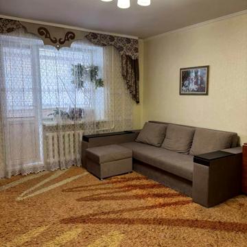 Володимирська вул., 1