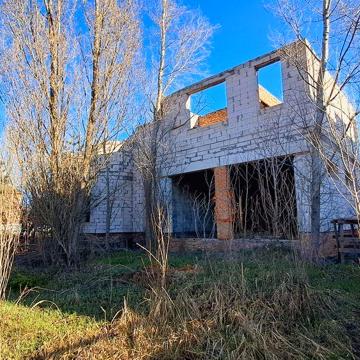 Недобудова з бомбосховищем. Акційна ціна. 16 Квт. Ліс. Озеро.
