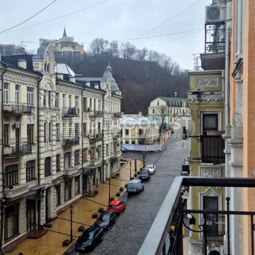 Андріївський узвіз, 2б