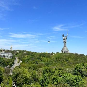 Ломаківська вул. (Мічуріна), 55