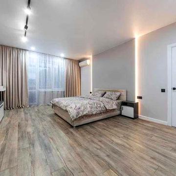 Продам 3-кімн. Лесі Українки бульв. 24, 90 м.кв. Печерськ