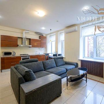 Продаж 2к квартири вул. Костельна 6