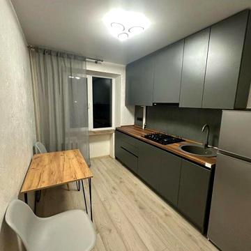 Продаж 1к Квартира Севастопольська вулиця