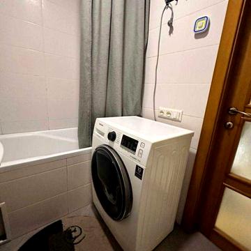 продам 3 к квартира Приднепровск Левый берег