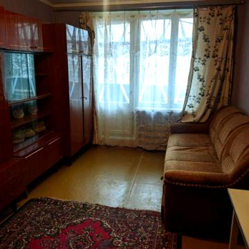 G4  Оренда 1 комн .квартири  Валентинівська б. 50