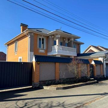 Просторий будинок 400 м²  Чайки – комфорт, розкіш у передмісті Києва!