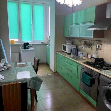 2к ЖК Бастма Вильямса дом из красного кирпича Торг Средний этаж