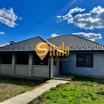 Одноповерховий будинок біля метро Славутич, 56 Садова, Осокорки