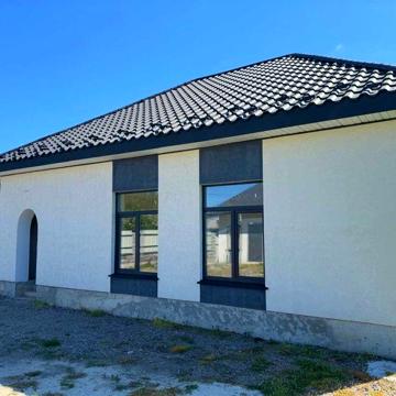 Продам будинок 138 м2 під чистову гараж літня кухня альтанка
