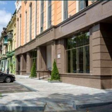 Велика Арнаутська вул., 26