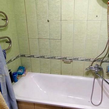 Холодногірська пл., 5