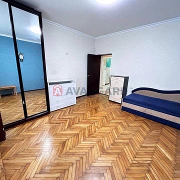 Продаж 3-ї квартири біля стадіону Стріла