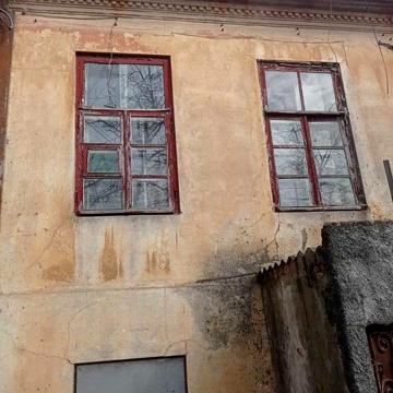 Продам квартиру в центре.