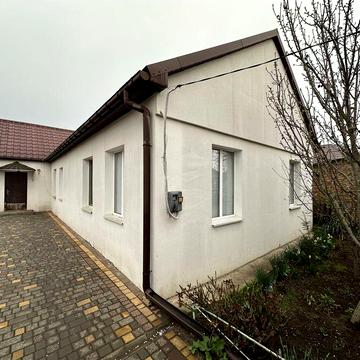 Уютный дом в Широкой балке