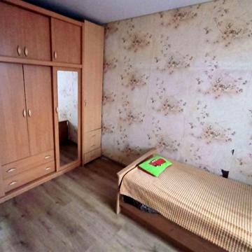 Продам 5 комнатную квартиру