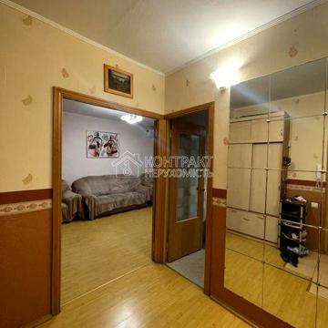 Продаж / Квартира / вул. Метробудівників, Північна салтівка, Харьков
