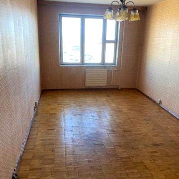 Бех %, Продаж 3к. квартири вул. Романа Шухевича