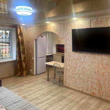 Продам квартиру, на Калиновой, 1 этаж, выход на Калиновский рынок